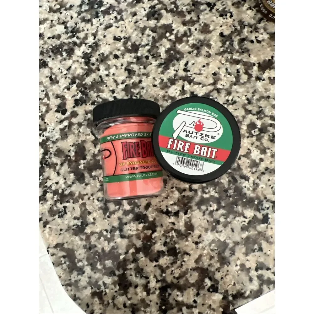 Pautzke Fire Bait Garlic Salmon Egg Glitter Trout Dough Bait 1.5oz